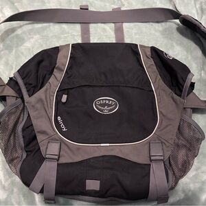 OSPREY Black and Gray Men's Elroy Messenger Bag
